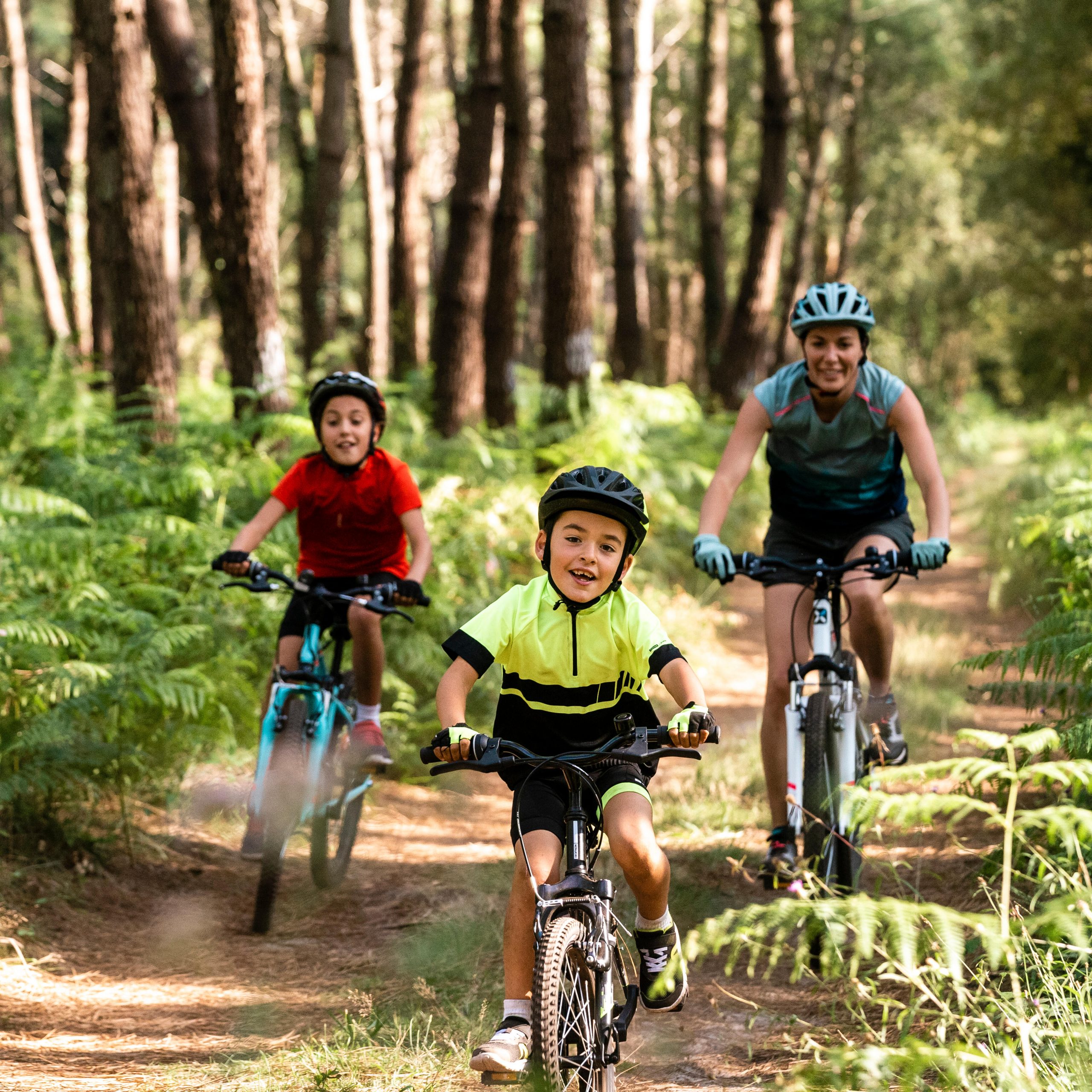 VTT ENFANT ROCKRIDER ST 500 24 POUCES 9-12 ANS JAUNE FLUO – Image 12