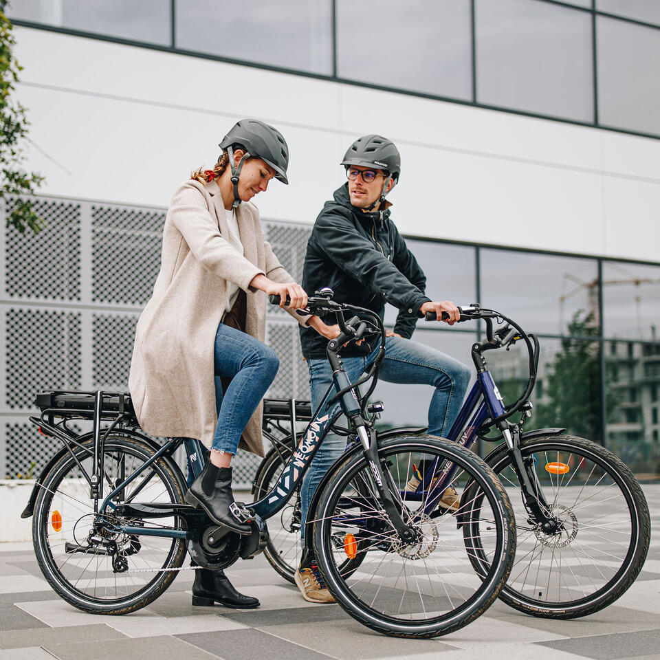 VÉLO VILLE ÉLECTRIQUE - NEOMOUV KALYSO 2 HYDRAULIQUE NEXUS 7 - NOIR – Image 7