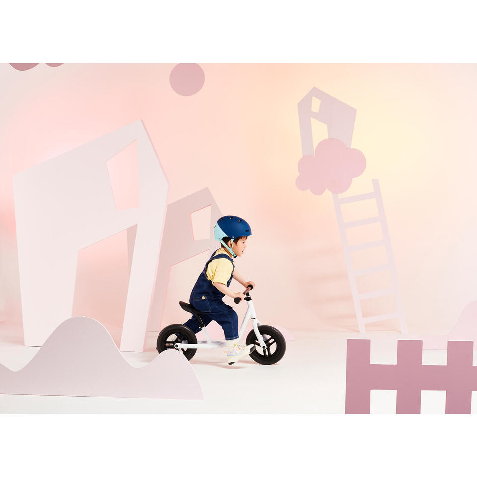 DRAISIENNE ENFANT 10 POUCES RUNRIDE 100 BLANC/NOIR – Image 10