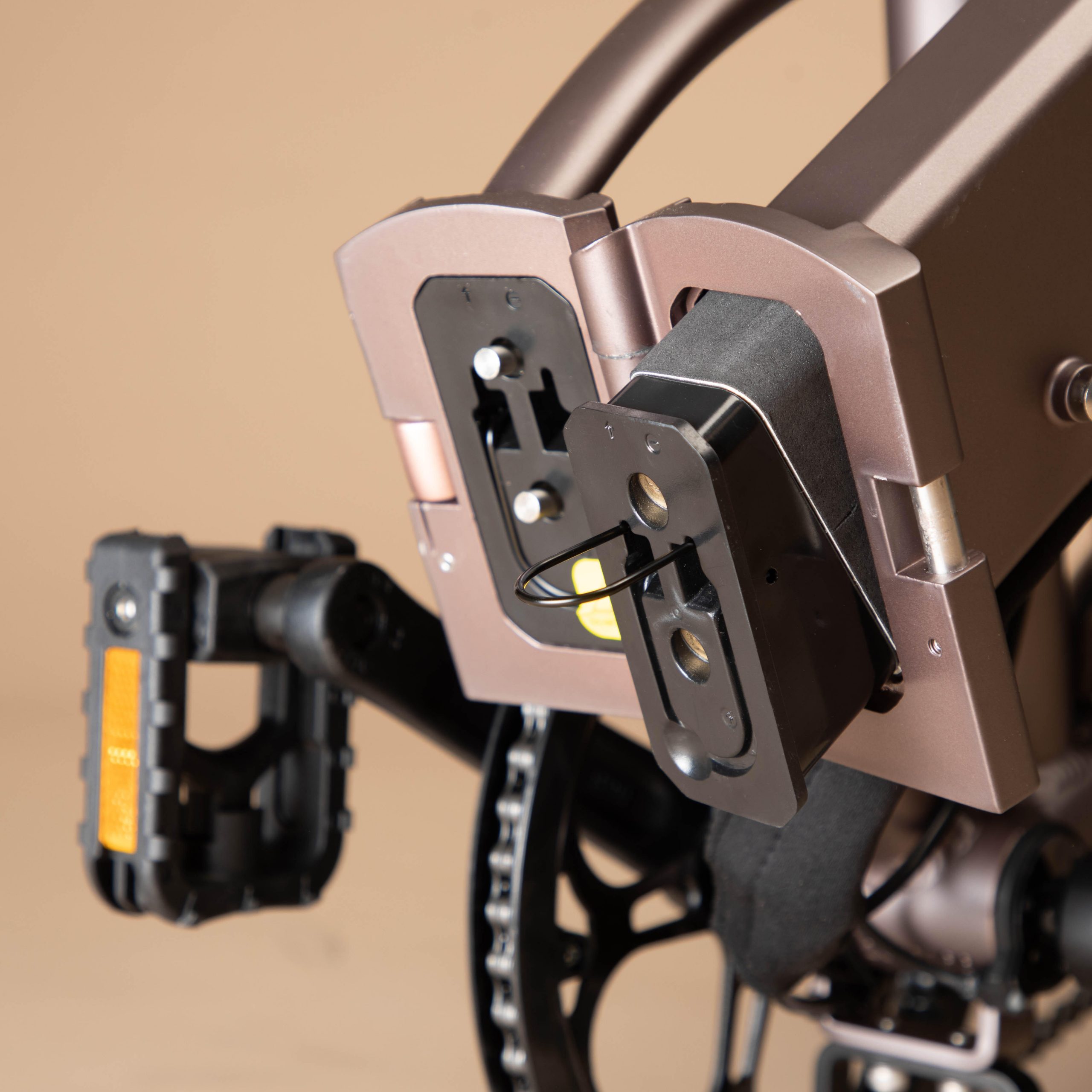 VELO PLIANT A ASSISTANCE ELECTRIQUE TILT 500 TAUPE – Image 8